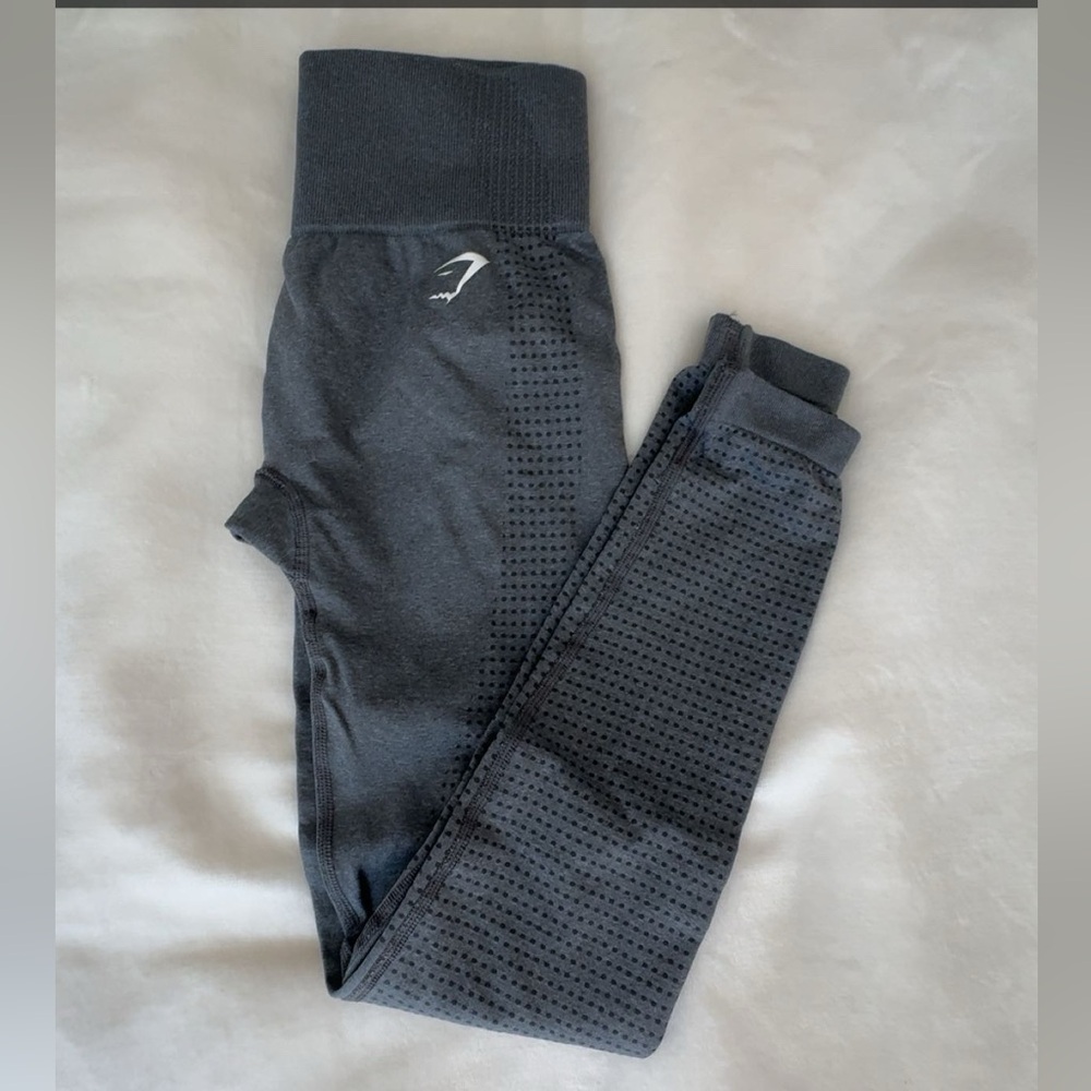 Grey gym sheark leggings
